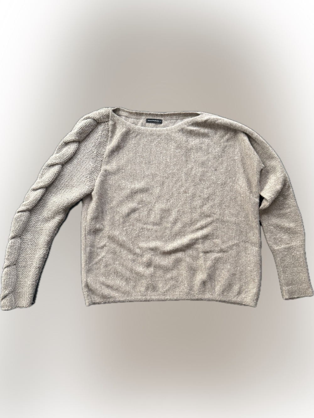 ANNTRAH 100% Baby Alpaca asymmetrical sleeves size S